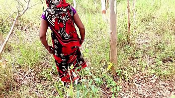 खेत में ले जा के नई नवेली भाभी को ताबड़तोड़ चोदा।