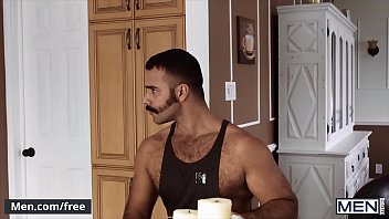 (teddy Torres) Gives Workaholic Stud Theo Ross His Bubble Butt - Men