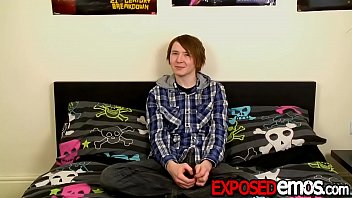 Twink Goes Fully Naked To Jerk Off Vigorously And Cum Hard