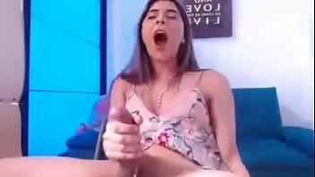 Trans Gozando Na Própria Boca