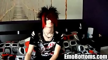 This Hot Muscular Stud Is Masturbating To Make Himself Cum