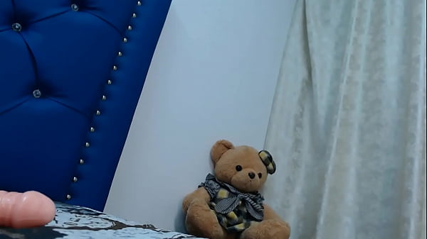 Girl Masturbates Pussy - pussy, sweet - Video 2693771