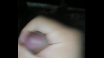 Sale Mucha Leche De Mi Polla