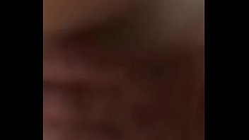 Acariciando A Mi Vecina Rica