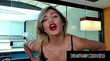 Trans Dani Peterson Makes Her Pretty Shecock Cum With Machine Help