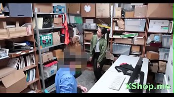 Glorious Minx Jade Noir Enjoys Extreme Sex