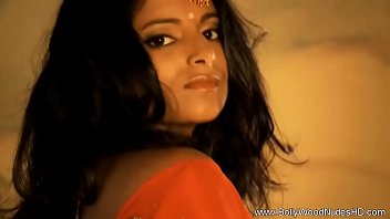 Romantic Movement From Oriental Beauty