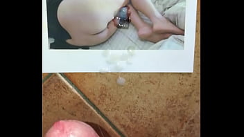 Tributo A Un Amica Di Twitter - cumshot, handjob, big-cock, soloboy - Video 2418895