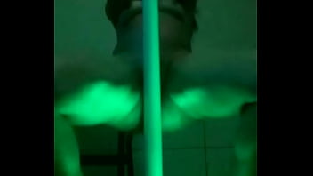 Esfregando A Buceta No Ferro , @flavinhafreitas