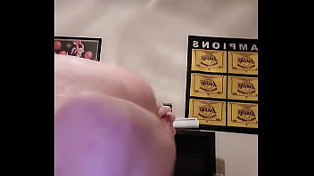 Husband Makes Wife' Pussy Squirt All Over His Face