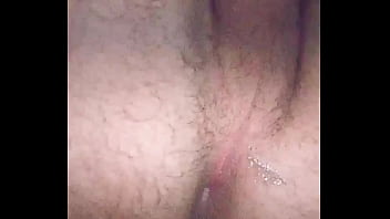 Intentando Meter El Desodorante En Mí Culito