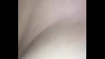 La Mama De Florin Se Queda Sin Agua Y Da Su Vagina A Su Vecino Por 3 Tarros De Agua