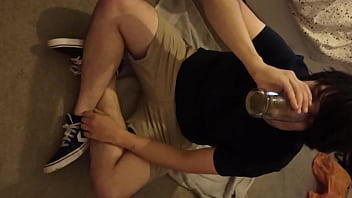 Drinking Another Single Mothers Urine. Yum.