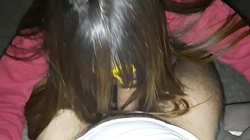 Tomando Leitinho Quentinho No Sofa