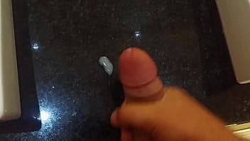 Batendo Uma E Gozando - cum, masturbation, solo, soloboy - Video 2596491