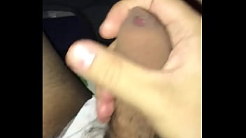 Sally Esta Bien Caliente Y Se Le Escapa Lechita