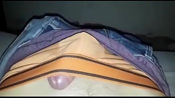 Verga Parada Y Dura En El Boxer