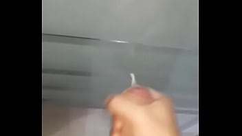 Pajote En La Ducha