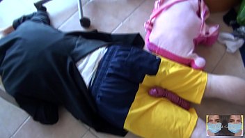 Women Defeats Trump In Arm Wrestling Match And Gets His Ass Kicked By Viva Athena. Wtf Did I Just Watch???