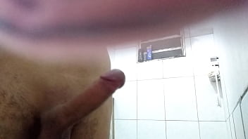 Novinho No Banho - brazil, gay, brasil, gostoso, banheiro, novinho, pau-grande, cu-peludo - Video 2583848