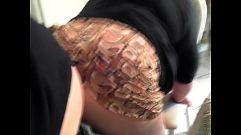 Mi Esposa Me Manda Este V_deo Con El Vecino ( Simplemente Real)