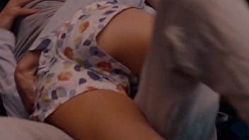 Natalie Portman Nip Slip - No Strings Attached - Kissing, Sex, Tongue, Crotch, Ass, Nude, Sideboob, Upshorts, Nipslip