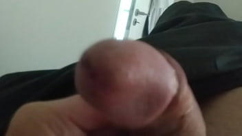 Punhetando A Piroca De Leve.