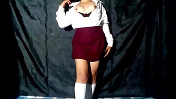 Tremendo Cosplay Se Masturba En Casa Mientras Sus Padres No La Dejan Tener Novio Pero Ella Se Exhibe En Xvideos. Le Encanta Imaginar Como Le Maman Las Tetas Y Le Rompen El Rico Co_o.