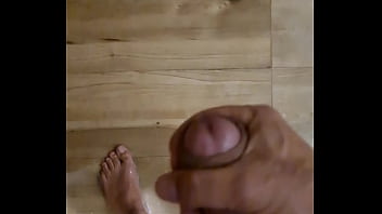 Batendo Uma Para Relaxar - punheta, gozando, soloboy - Video 2565466