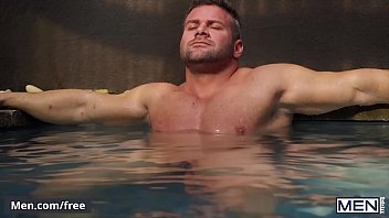 Ripped Dude Mason Max Gets Barebacked Raw By (jackson Cooper) - Men.com