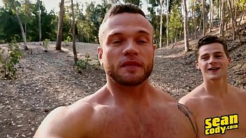 Hot Dude (sean) Rides (robbies) Hard Cock Raw - Seancody