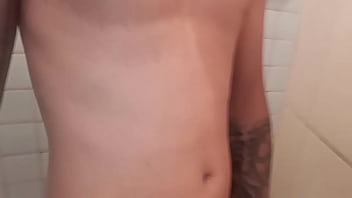 Novinho Magrinho Molhadinho Cheio De Tesão