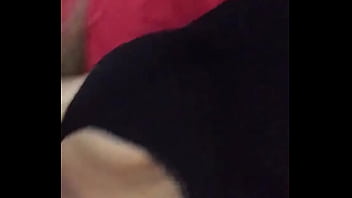 Alessandra Esperando Cliente