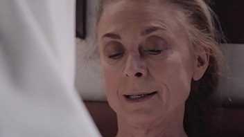 Two Legends Dropping The Nun Costume -magdalene St. Michaels, Hartley