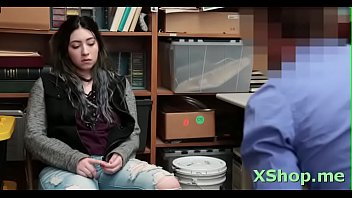 Inviting Teen Amilia Onyx Moans Loud