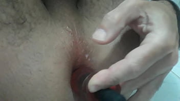 Brincando Sozinho - gay, brincando, cuzinho - Video 2568102