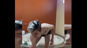 Iniciando O Dia No Motel