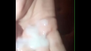 Nada Como Gozar E Lambuzar O Cu Com Minha Própria Porra