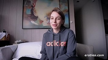 Holly _ Julia Wagen Ein Sexy Skype-experiment - lesbian, pussy, masturbation, orgasm, cam, skype, sex-chat, mutual-masturbation, cumming-together - Video 2617383