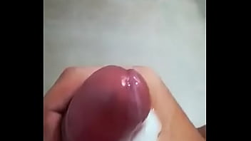 Paja Contra El Closet