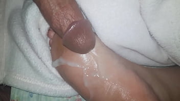 Cumshot On Oiled Feet, S.