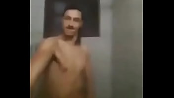 Novinha Pede Arrego Pro Novinho Pirocudo No Banheiro