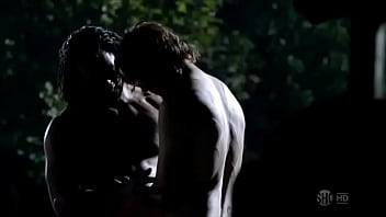 Darwin Shaw And Sean Harris Gay Kiss Scene From Tv Show The Borgias | Gaylavida.com