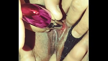 Fingering, Juicy, Wet, Squirting, Squirt, Moaning - Squirting - 2025 - Incredible - Performance - Video 2606913