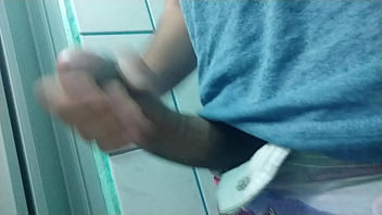 Pau Grande E Grosso - masturbation, solo, big-cock, stick, soloboy, thick-cock - Video 2535932