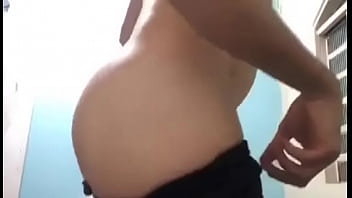 Cuzinho Gostoso Dançando