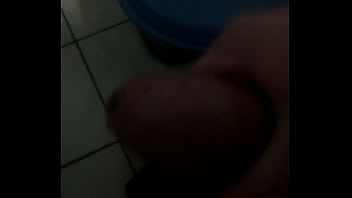 Sacando Un Poco De Leche Jeje Quien Quiere?