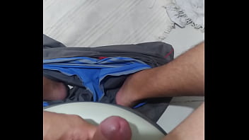 Punheta No Banheiro - Rio De Janeiro