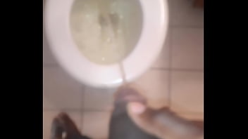 Early Morning Piss - piss, bbc, morning-wood - Video 2534593