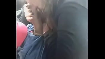 Fa Un Ponpino In Auto